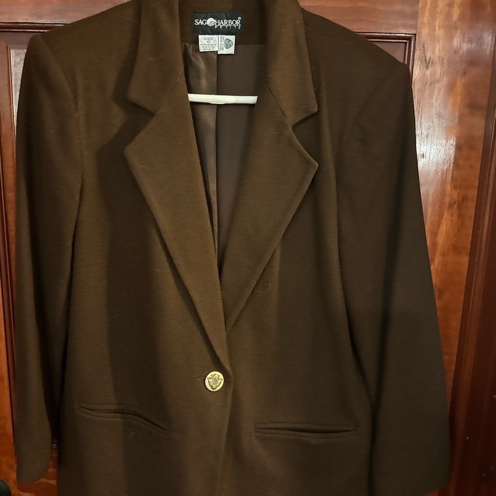 Vintage 1980s Sag Harbor Dark Brown Blazer – Classic Gold Button Style